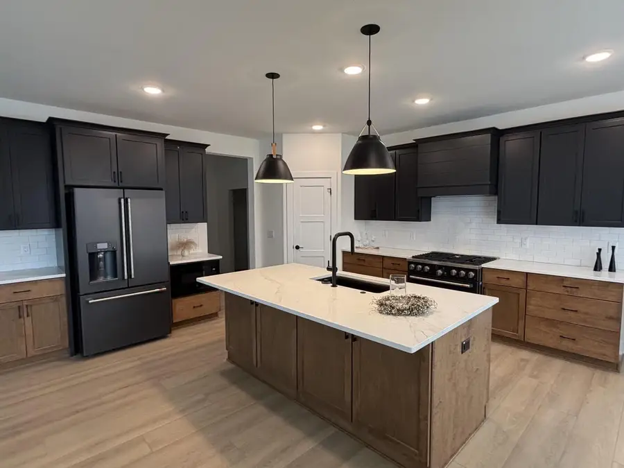 N75W17841 Woody LANE, Menomonee Falls, WI 53051 - Image #2