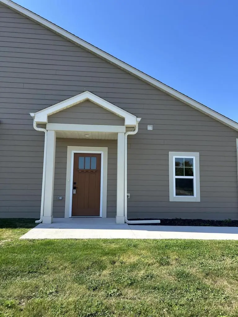 529 Firefly TRAIL #1, Hartford, WI 53027 - Image #3