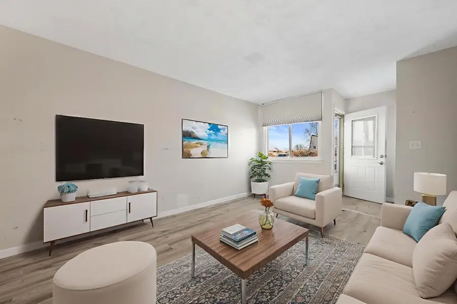 1440 Big Bend ROAD #D, Waukesha, WI 53189 - Image #2