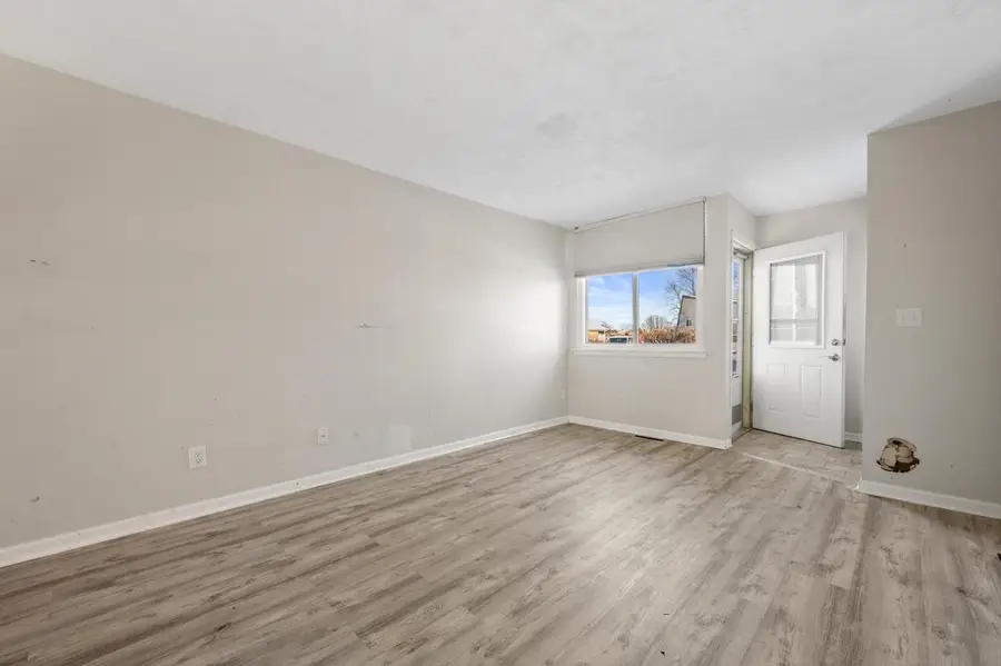 1440 Big Bend ROAD #D, Waukesha, WI 53189 - Image #3