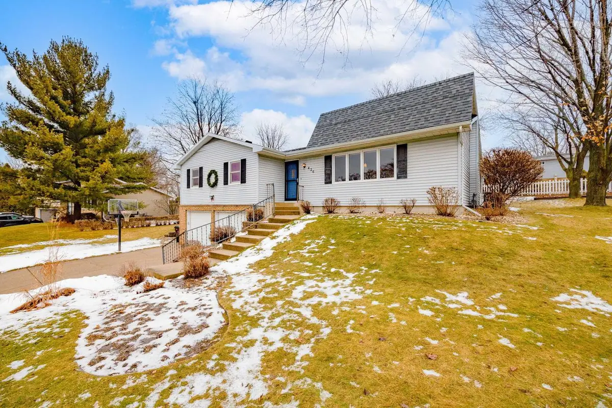 436 Raintree DRIVE, Fort Atkinson, WI 53538 - Image #1