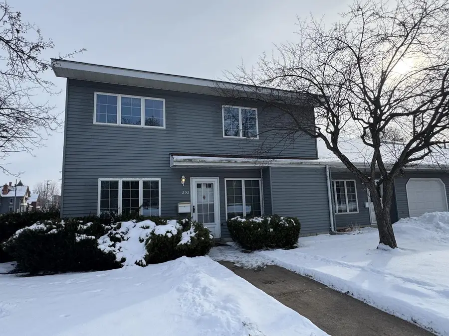 252 Huff STREET, Winona, MN 55987 - Image #2