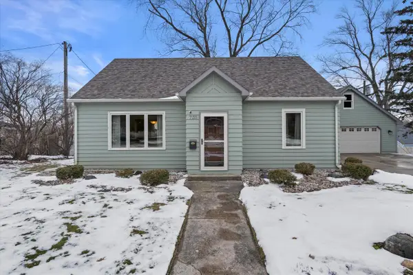 735 High STREET, West Bend, WI 53090