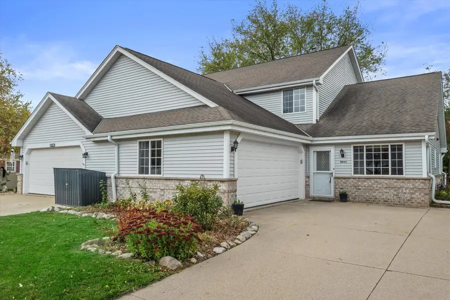 6813 Diane DRIVE, West Bend, WI 53090 - Image #3