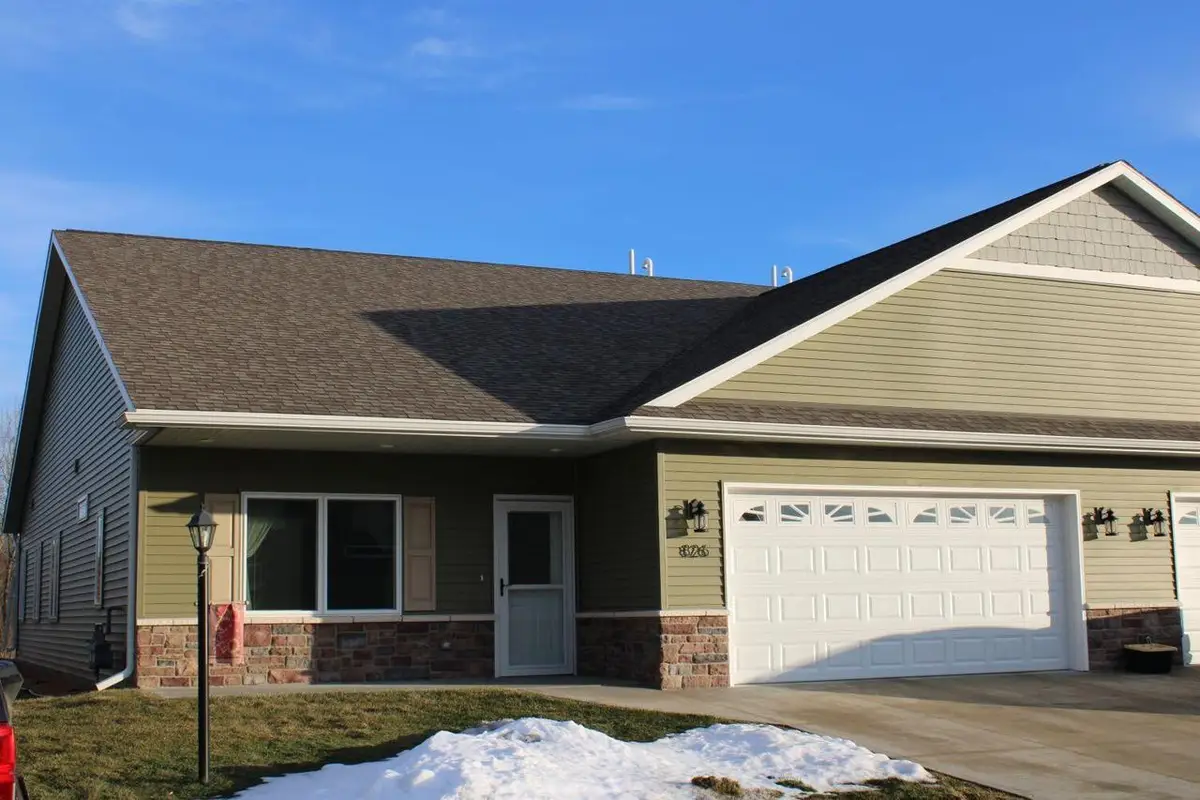 826 Prairie GARDENS #unit 25, Kewaskum, WI 53040 - Image #1