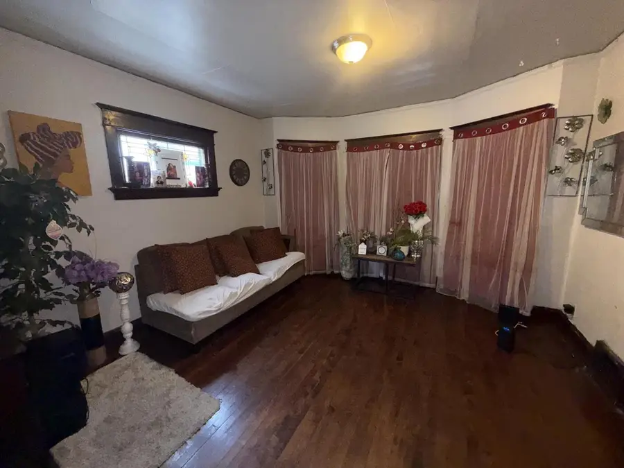 2210 W Keefe AVENUE #2212, Milwaukee, WI 53206 - Image #2