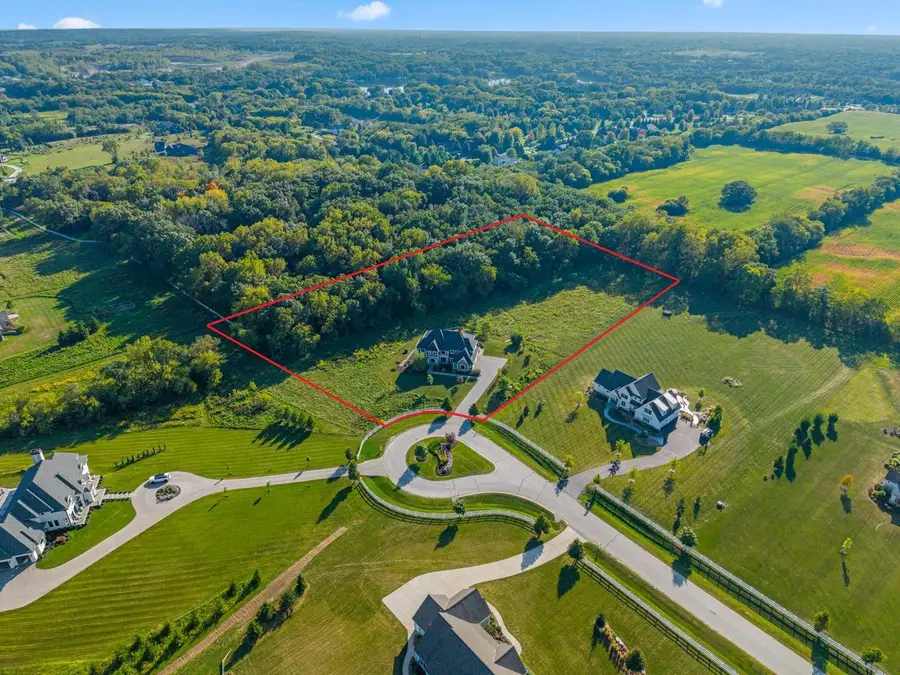 W339S271 Foxtail COURT, Oconomowoc, WI 53066 - #2