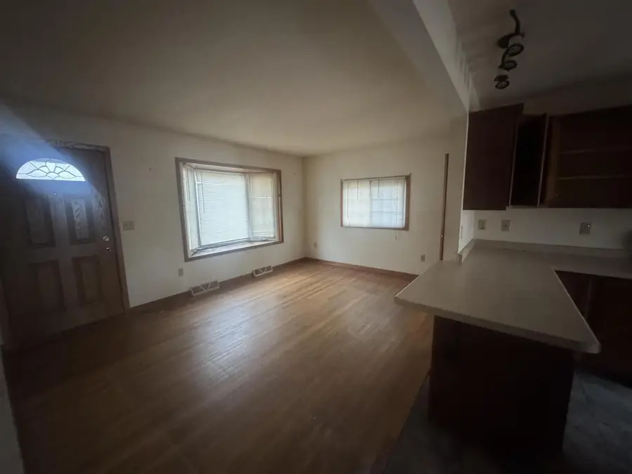 5819 N 81st STREET, Milwaukee, WI 53218 - Image #2