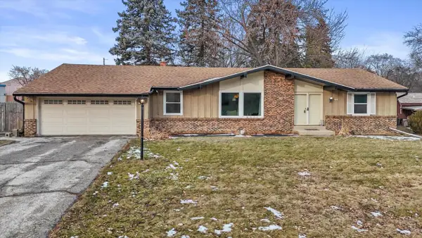 2826 W Green Tree ROAD, Glendale, WI 53209
