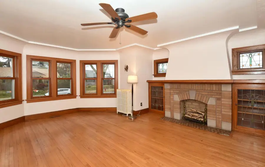 3777 S Ahmedi AVENUE, Saint Francis, WI 53235 - Image #3