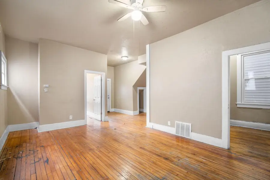 1600 S Muskego AVENUE, Milwaukee, WI 53204 - Image #3