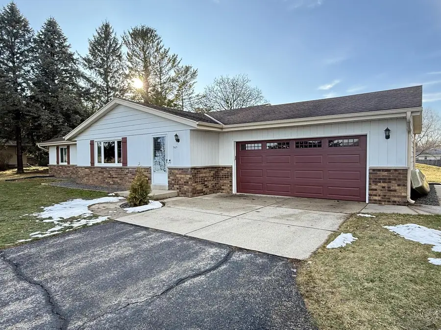565 Amy Belle ROAD, Colgate, WI 53017 - Image #2