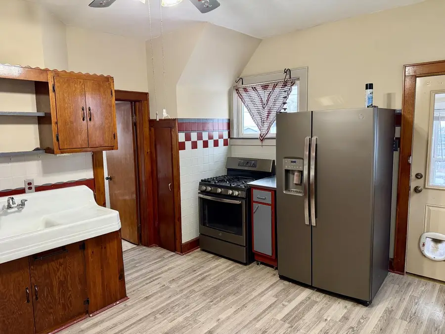 1310 Monroe AVENUE, South Milwaukee, WI 53172 - #2