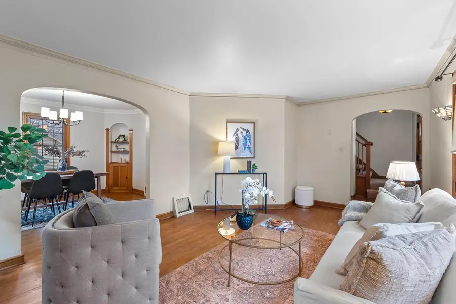 4522 N Marlborough DRIVE, Shorewood, WI 53211 - Image #3