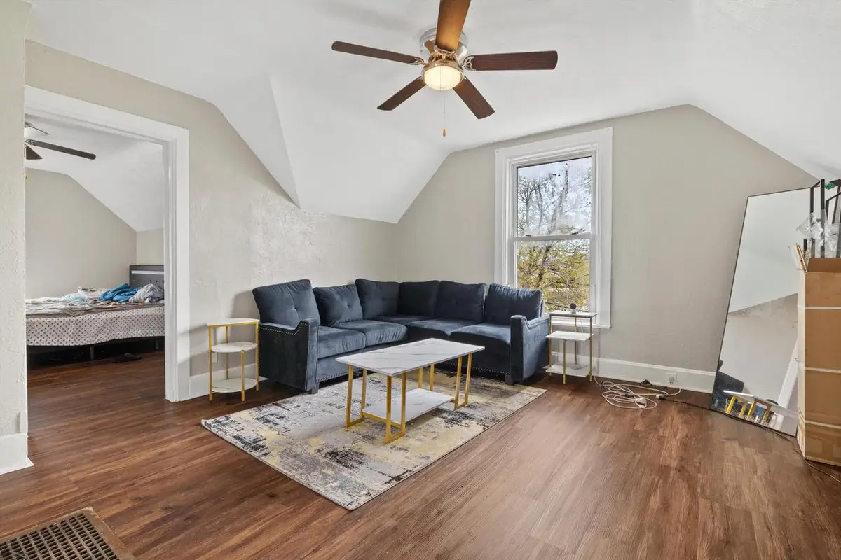 1220 N Wisconsin STREET, Racine, WI 53402 - #1