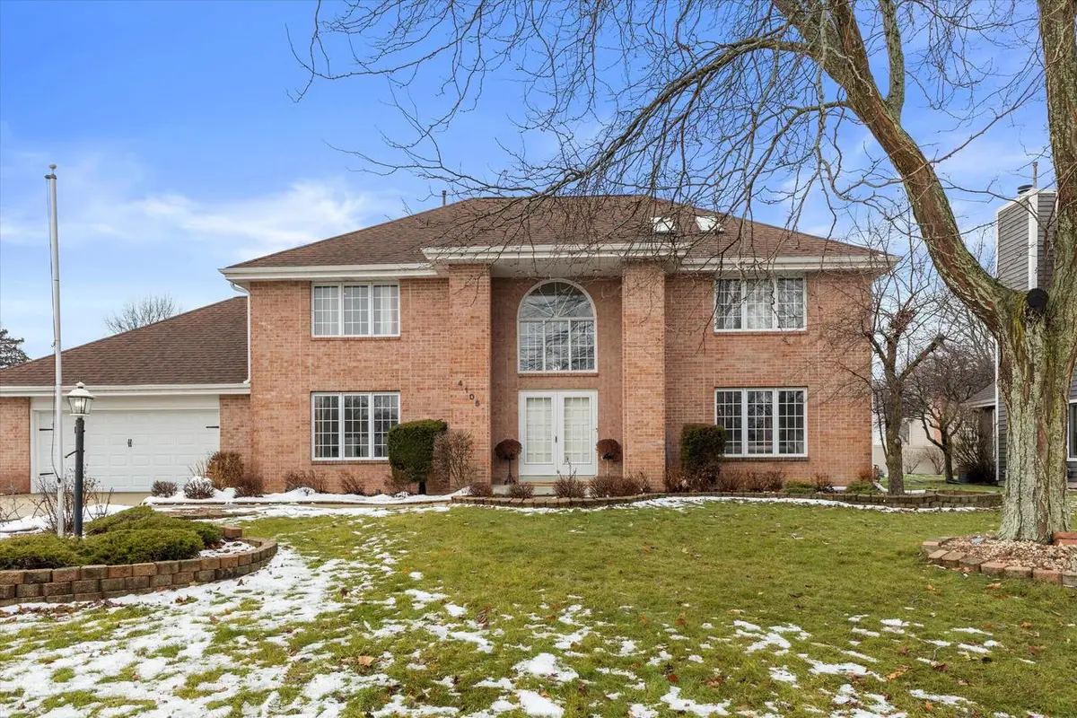 4105 S Avon DRIVE, New Berlin, WI 53151 - Image #1