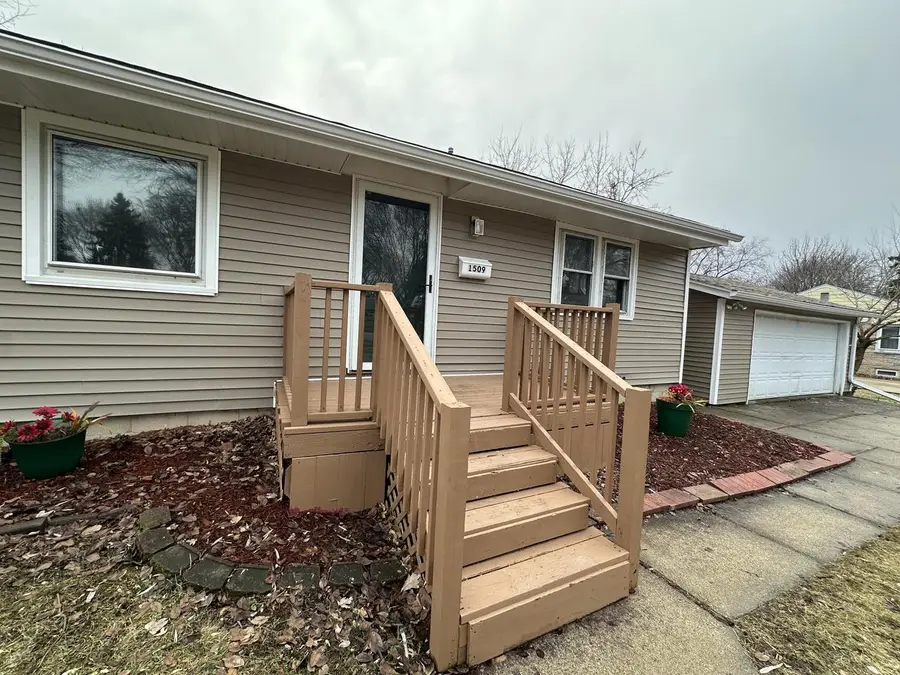 1509 W Ramsey AVENUE, Milwaukee, WI 53221 - Image #2