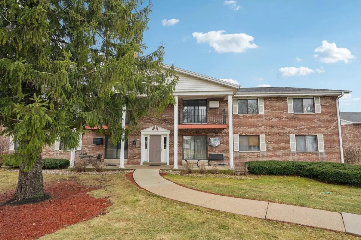 6329 W Nebraska AVENUE, Milwaukee, WI 53220 - Image #1