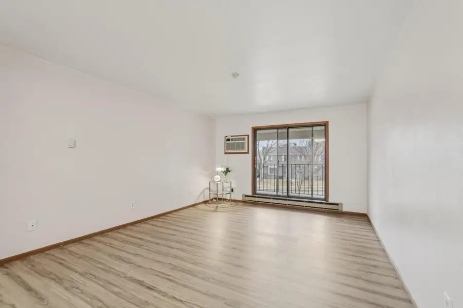 6329 W Nebraska AVENUE, Milwaukee, WI 53220 - Image #2