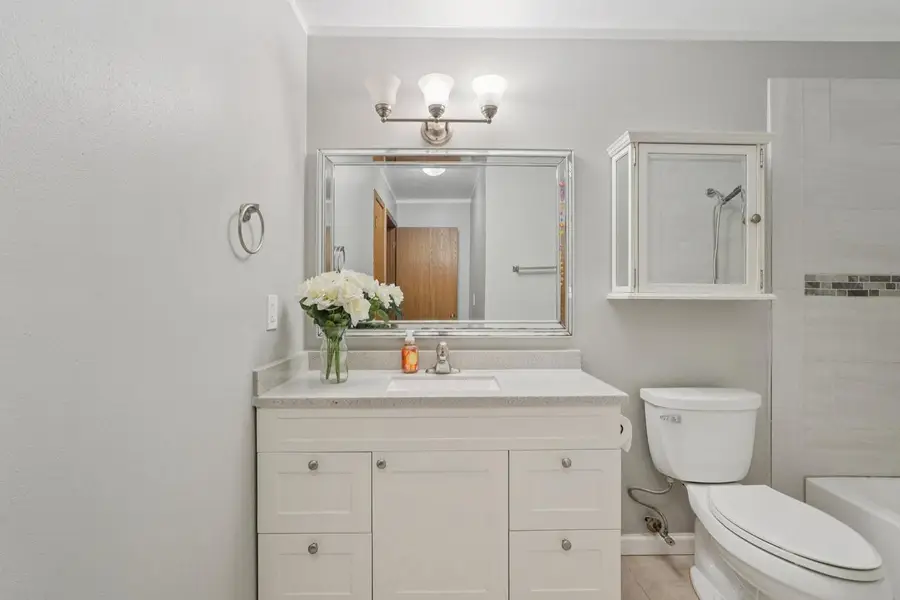 6329 W Nebraska AVENUE, Milwaukee, WI 53220 - Image #3