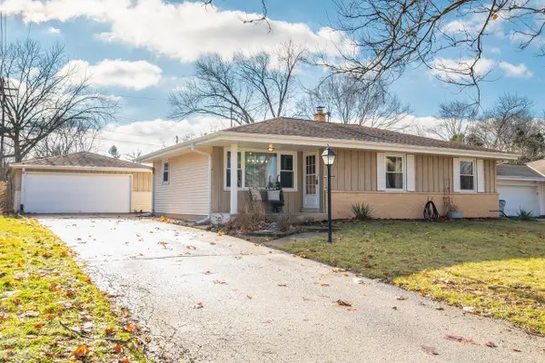 11915 W Rio STREET, Milwaukee, WI 53225