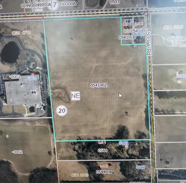 Lt1 DECORAH ROAD, West Bend, WI 53095