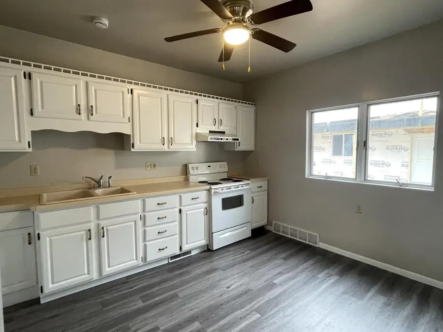 1424 Mehrtens AVENUE, Sheboygan, WI 53081 - Image #3