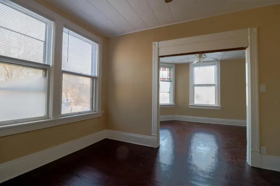 1801 W Meinecke AVENUE, Milwaukee, WI 53206 - #3