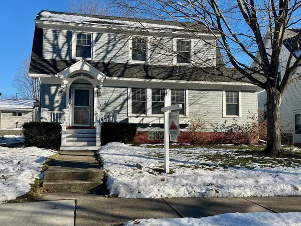 809 Richards AVENUE, Watertown, WI 53094