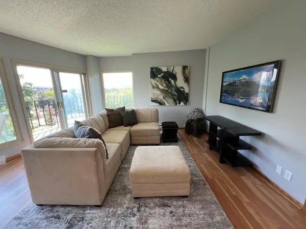 333 N Lake ROAD #507, Oconomowoc, WI 53066