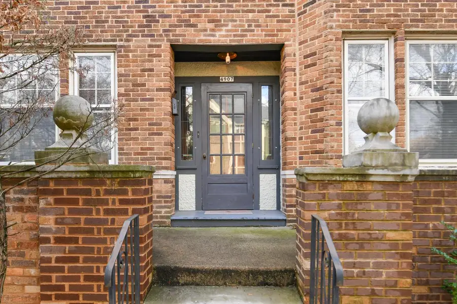 4907 W Vine STREET, Milwaukee, WI 53208 - Image #2