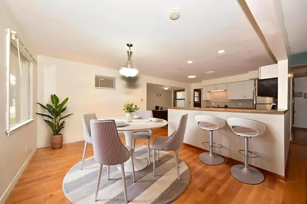 5607 N Argyle AVENUE, Glendale, WI 53209