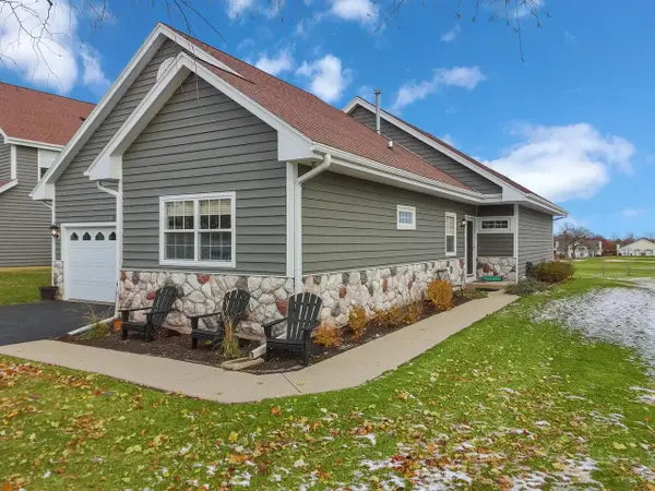 1825 Golfview DRIVE #35-05, Lake Geneva, WI 53147