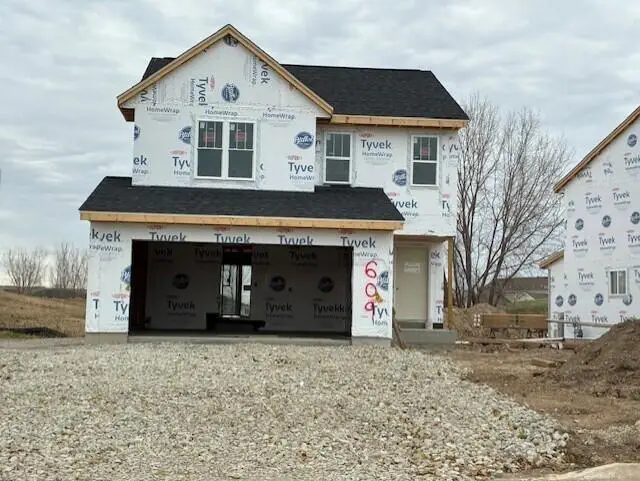 609 Belmont DRIVE, Watertown, WI 53094 - #1