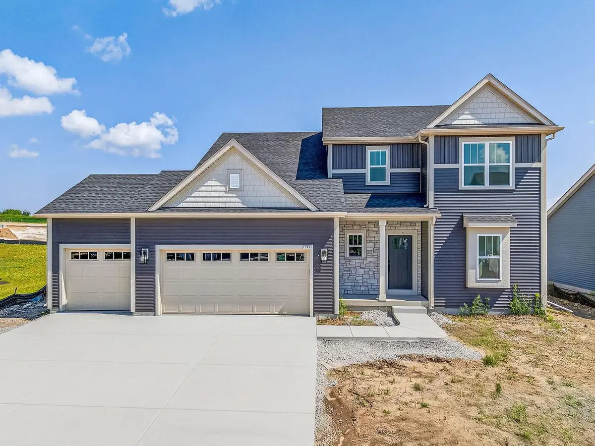 N156W19431 E. Gate DRIVE, Jackson, WI 53037 - Image #1