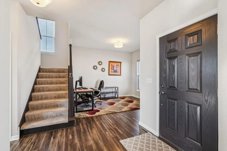 1819 Windrush DRIVE, Grafton, WI 53024 - Image #3