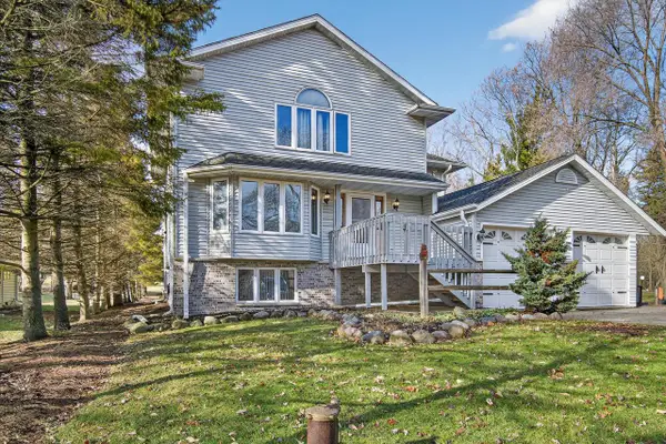 9934 28th AVENUE, Pleasant Prairie, WI 53158