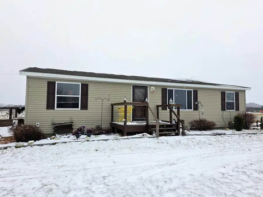 31201 Nova AVENUE, Kendall, WI 54638 - Image #2