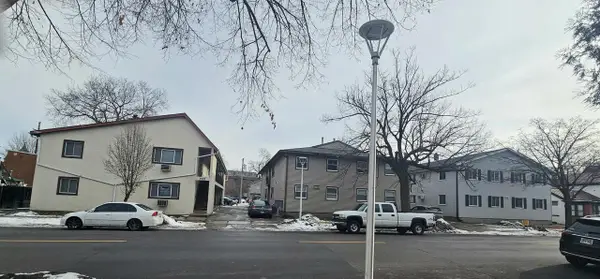 913 S 7th STREET, La Crosse, WI 54601