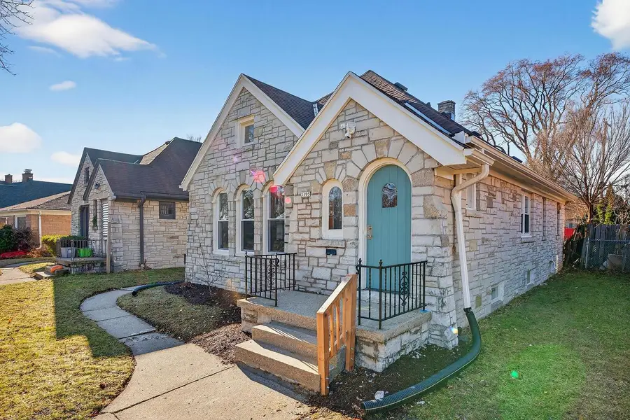 3195 N 58th STREET, Milwaukee, WI 53216 - Image #3