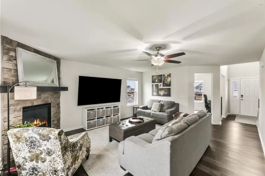 1084 Spruce COURT, Oconomowoc, WI 53066 - #2