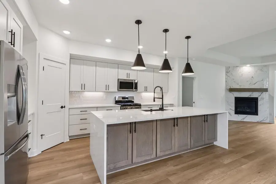 2125 Bluestem DRIVE #0102, Waukesha, WI 53189 - #3