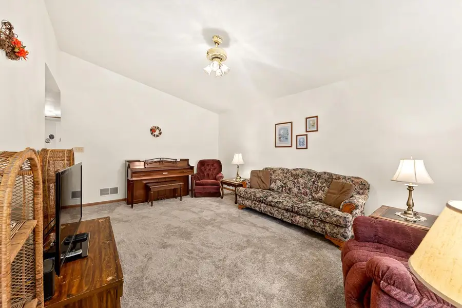 1711 Airport DRIVE, Hartford, WI 53027 - #3