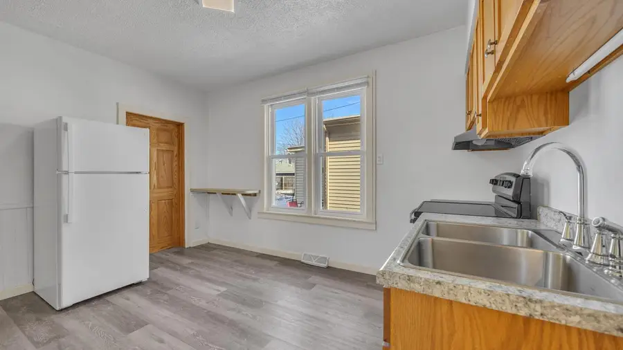 918 Swift AVENUE, Sheboygan, WI 53081 - Image #2