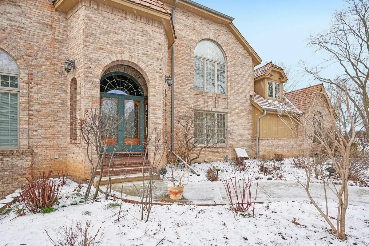 4555 Edington LANE, Brookfield, WI 53045 - Image #1