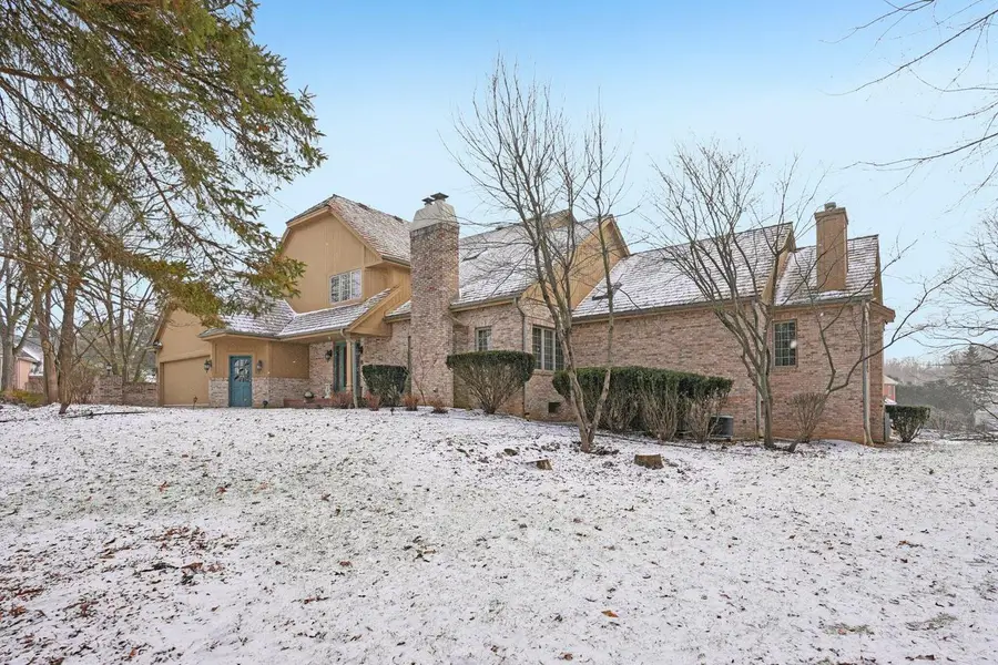 4555 Edington LANE, Brookfield, WI 53045 - Image #3