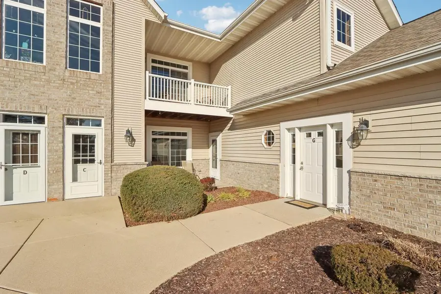 1617 Grey Fox TRAIL #G, Mukwonago, WI 53149 - Image #3