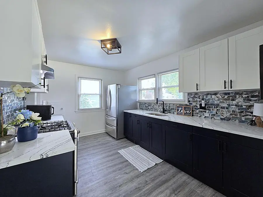 3334 N 92nd STREET, Milwaukee, WI 53222 - #2