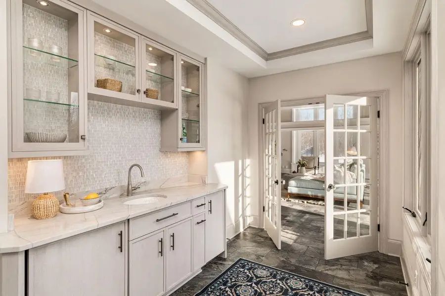 9500 N Valley Hill ROAD, Milwaukee, WI 53217 - #3