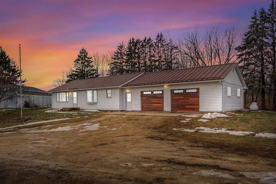 N305 Niesen ROAD, Coon Valley, WI 54623 - Image #3